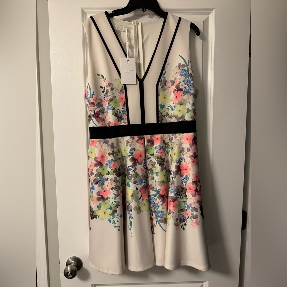 Ted Baker London Dress Women Solar Pergola Skater Floral Dress with Pockets